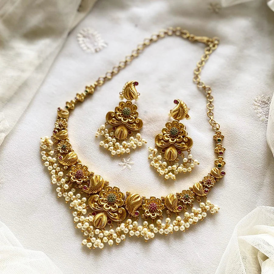 Antique matte CZ floral Paisley short set