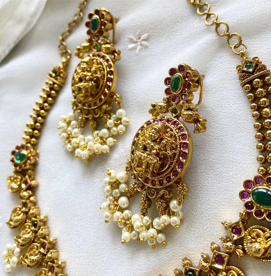 Antique matte laxshmi gajendra kemp short set