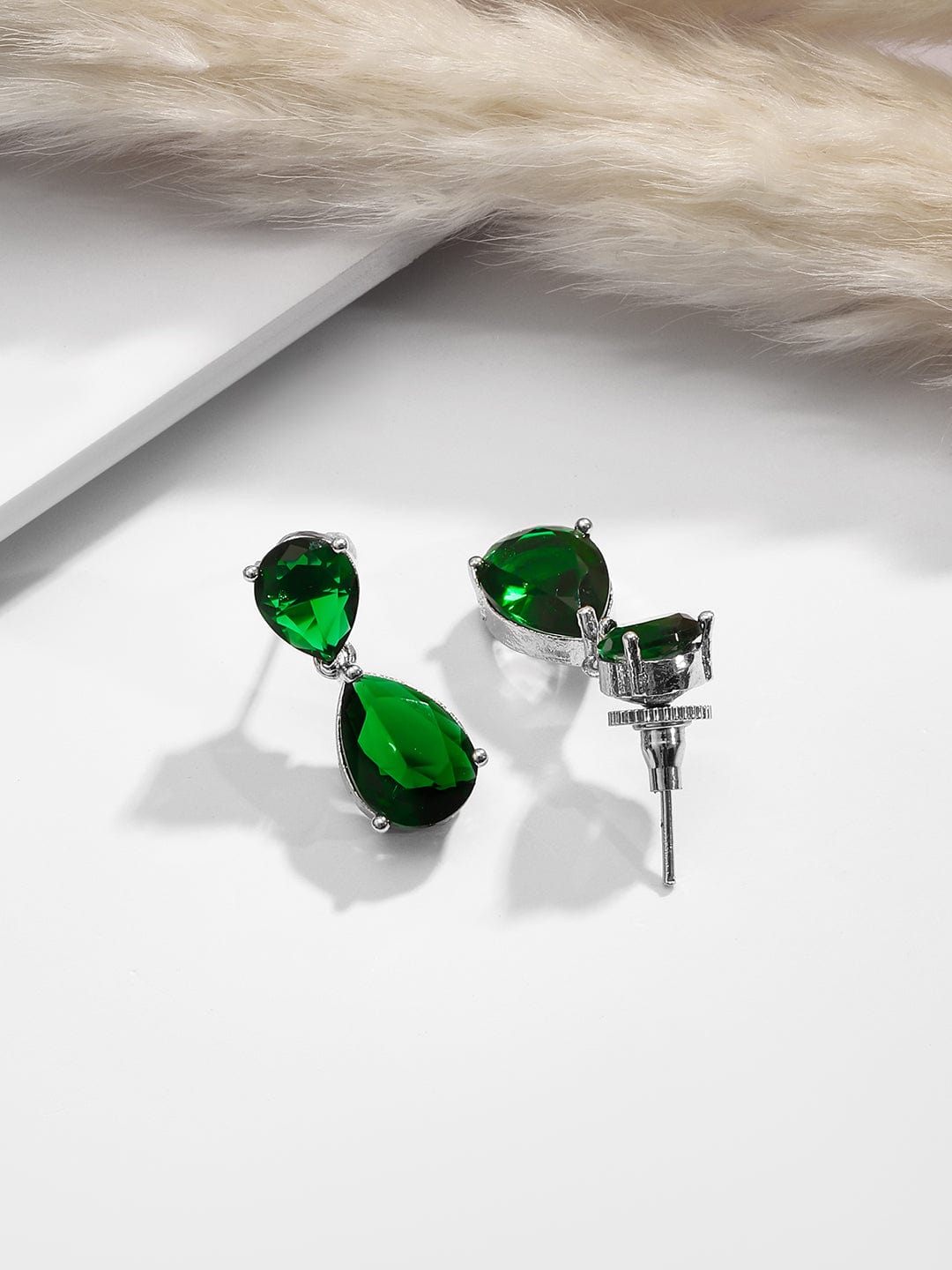 Rhodium-Plated Crystal Emerald Studded Statement Necklace Set