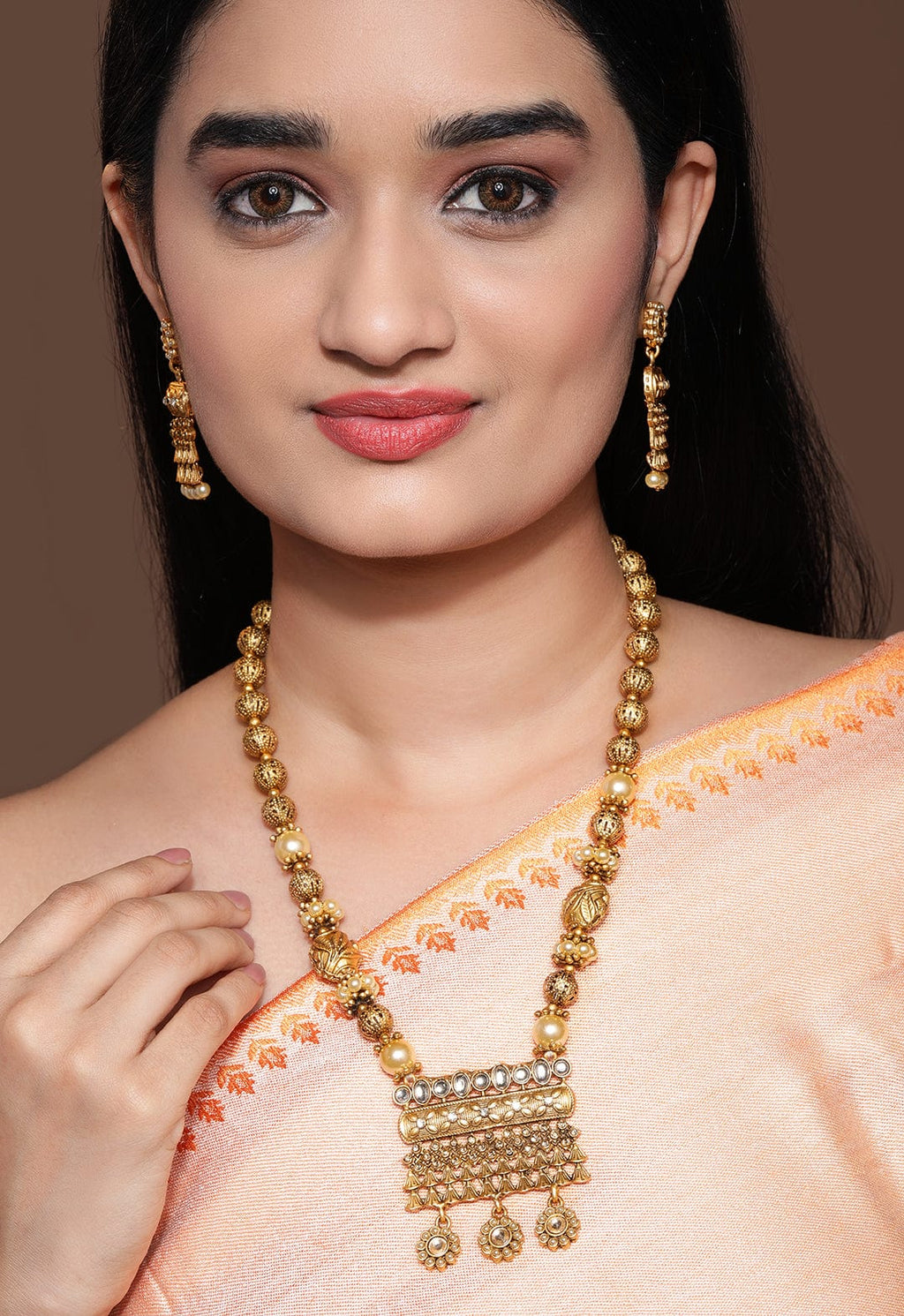 Gold Plated Handcrafted Kundan Stone & Filigree Necklace Set
