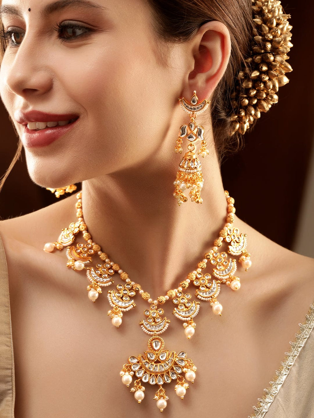 Gold plated Kundan studded pearl beaded Jewellery Set