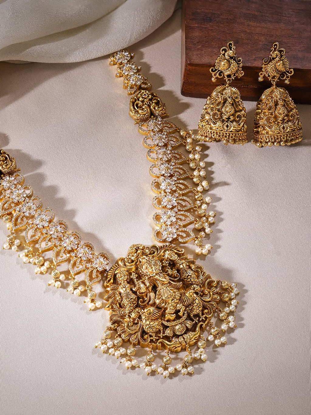 Gold plated Zirconia studded pearl beaded Luxury Handcrafted Necklace Set