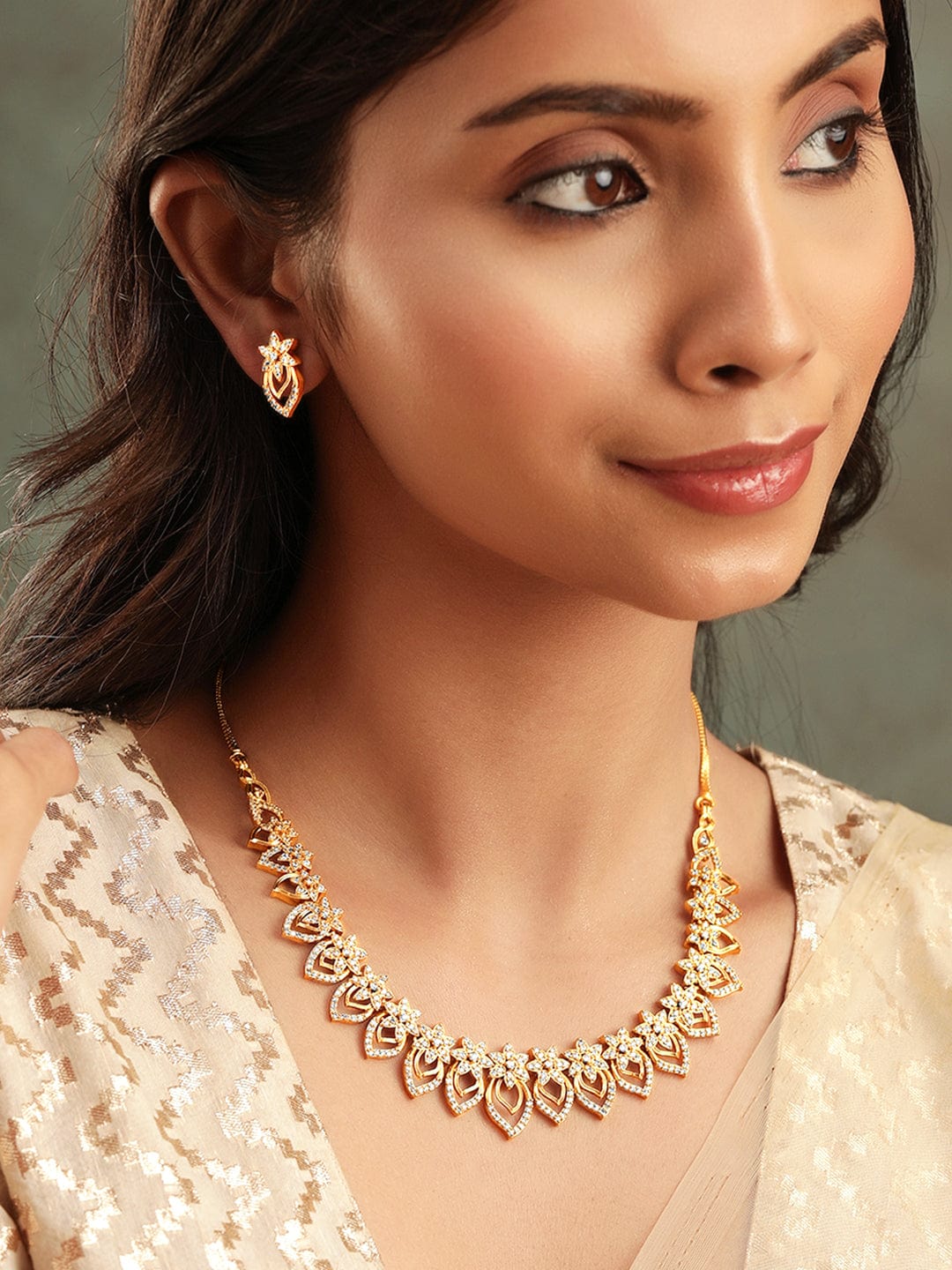 Gold Plated Kemp Crystal Floral Ensemble