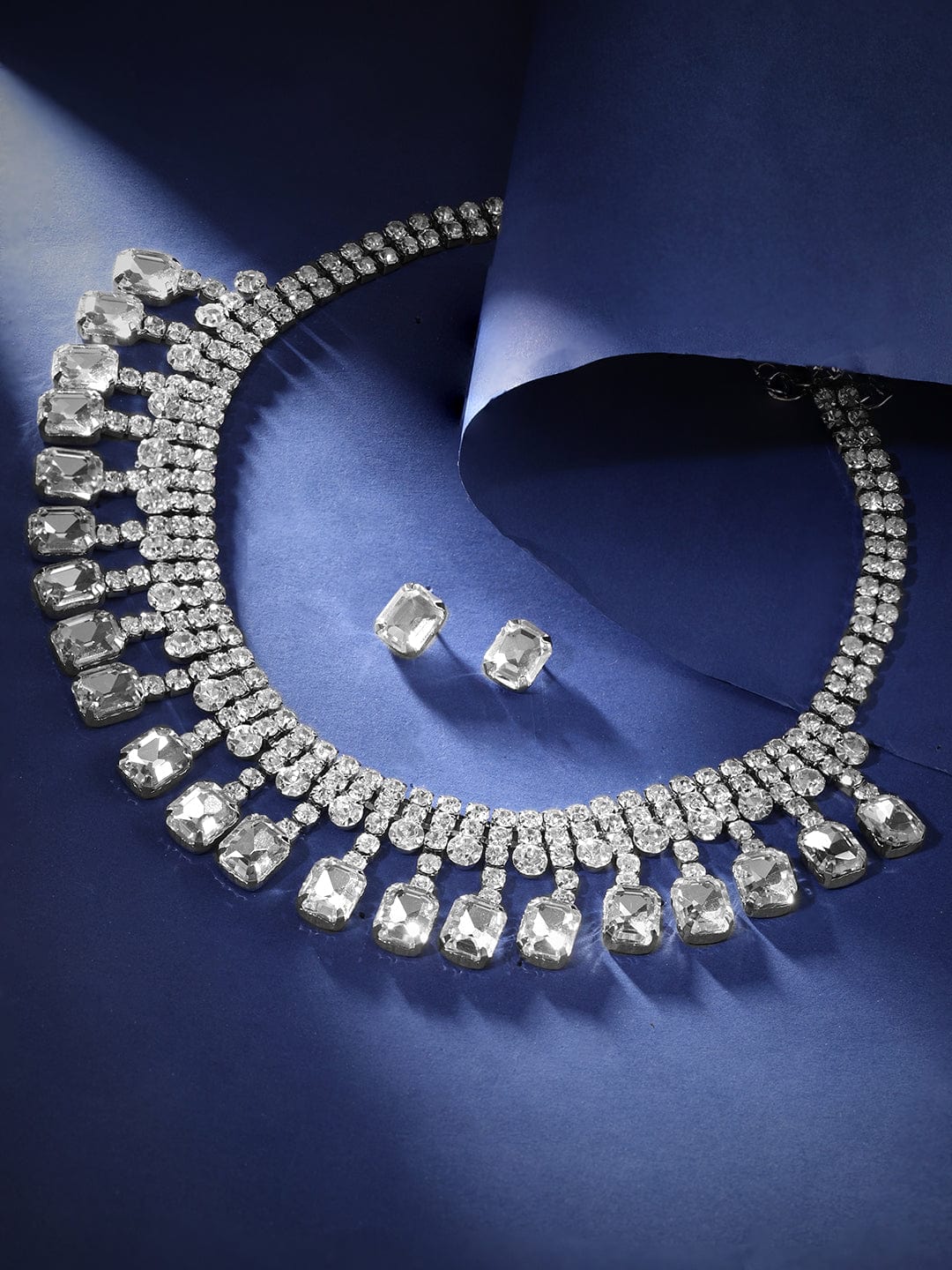 Serenity Zircon Stone Silver Tone Western Necklace Set