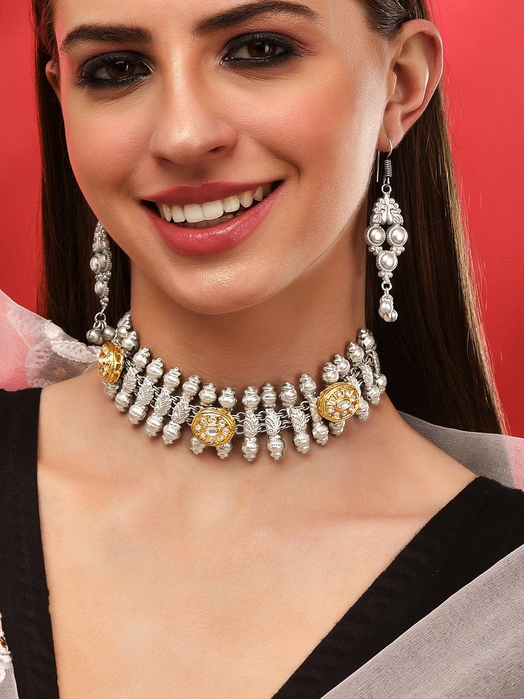 Silver Oxidised Necklace Set With Gold Toned Studded Kundan