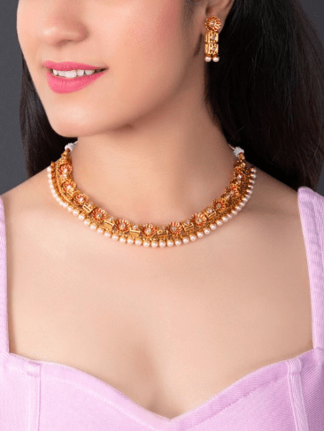 Women Gold-Plated & Red Handpainted Stone-Studded With Pearls Jewellery Set