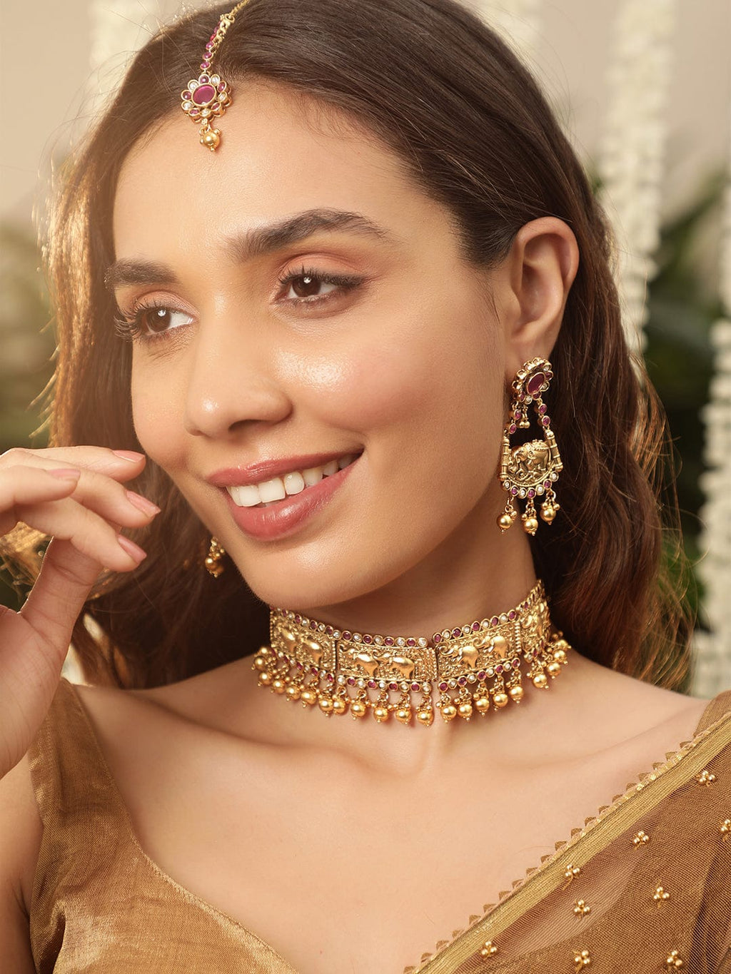 Gold-Plated Choker set Ensemble for Classic Style
